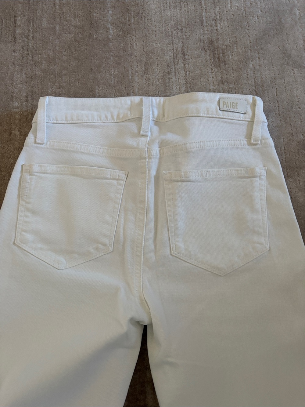 PAIGE Cindy Crop White Jean - Picture 4 of 7